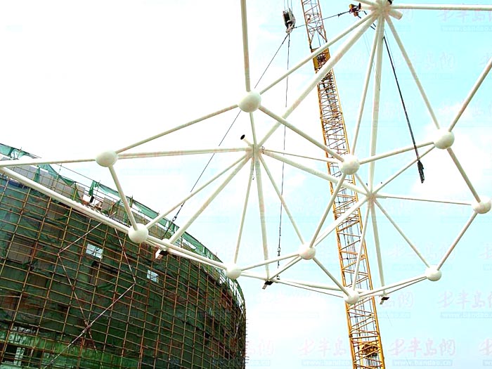 河西体育馆网架安装